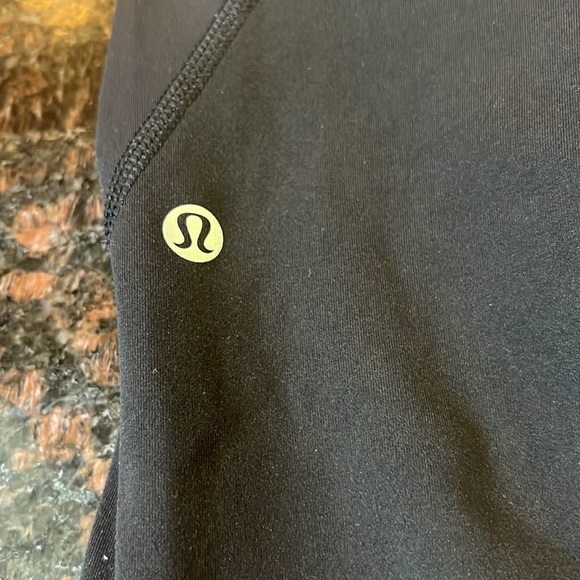 Size 8 Full Length Black Lululemon Leggings with Zippers - Picture 2 of 2